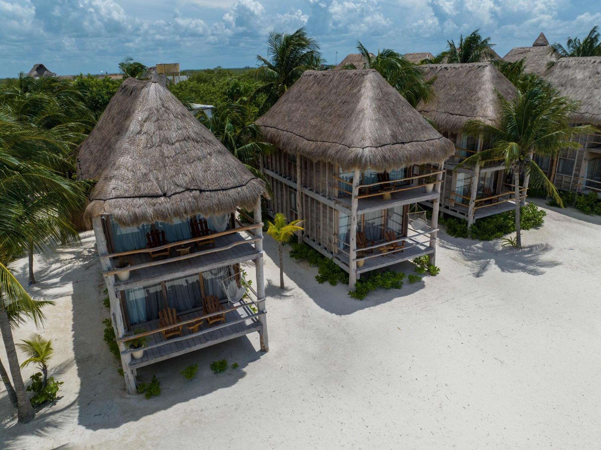 Отель Blue Holbox Экстерьер фото