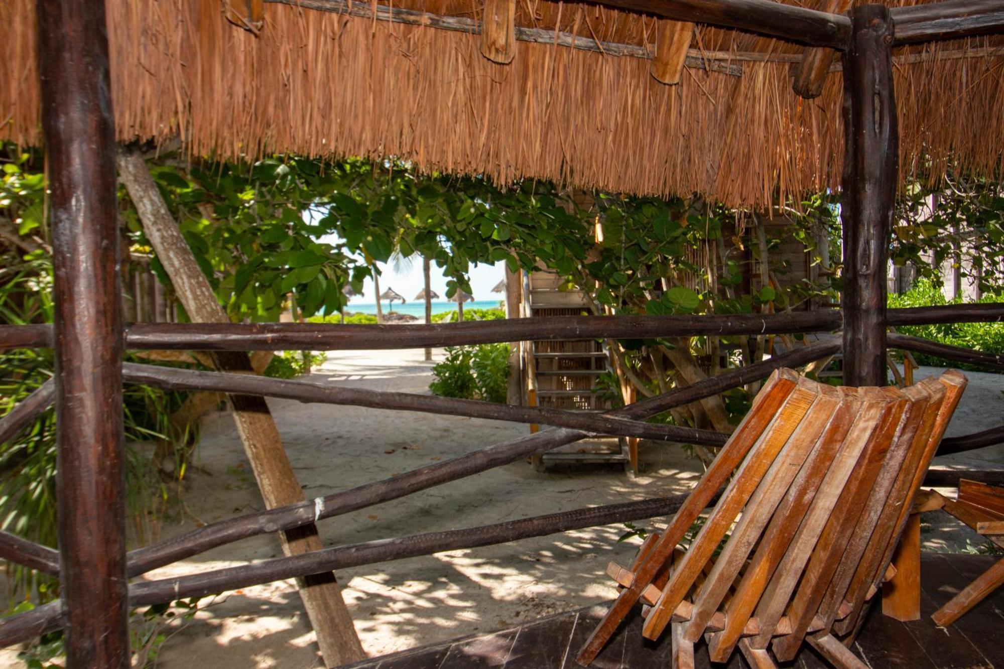 Отель Blue Holbox Экстерьер фото